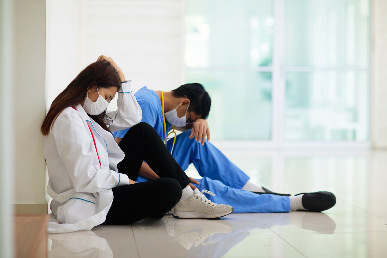 medicos exaustos