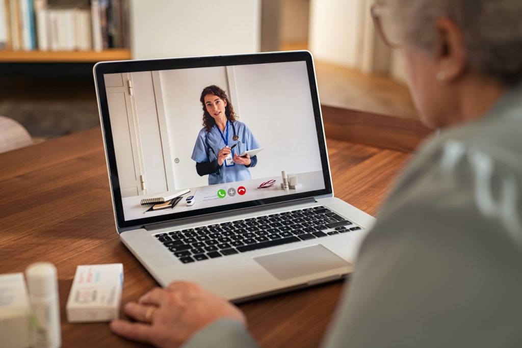 Atendimento na telemedicina: confira 6 dicas para otimizar a comunicação online