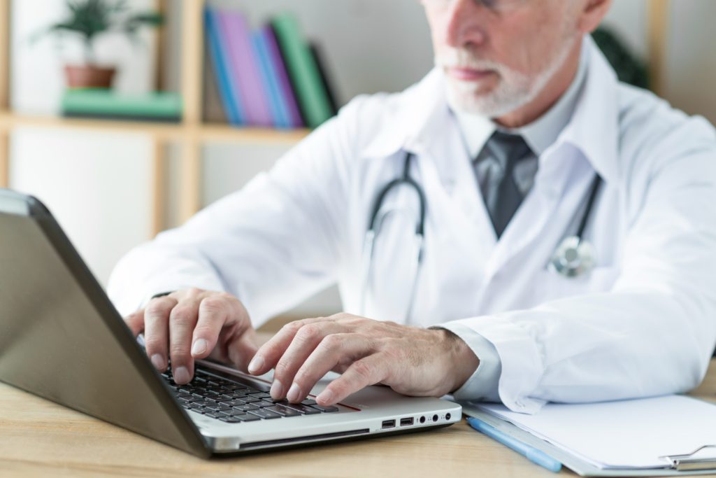 informatizar clínica de medicina do trabalho